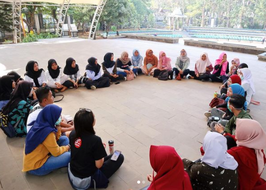 komunitas be home indonesia