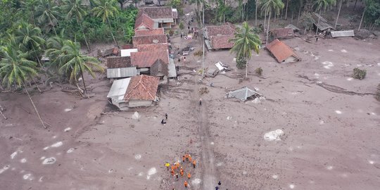 Semua Desa Terdampak Erupsi Semeru Sudah Bisa Diakses, SAR Maksimal Cari Korban