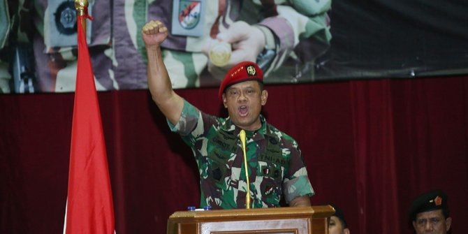 dua panglima sebelum andika juga pakai satuan tni ad di seragam