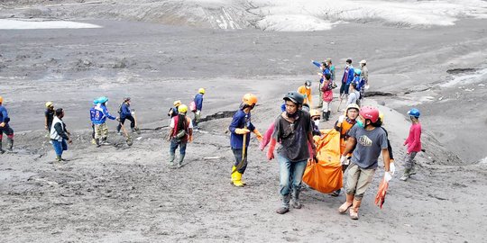 6 Jasad Korban Awan Panas Gunung Semeru Ditemukan, Diduga Penambang Pasir