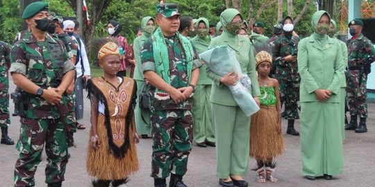 Kasad Dudung Temui Menko Polhukam: Lapor Wilayah Papua Masih Dikuasai KKB