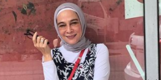 Empat Dekade Berkarier, Intip Potret Nena Rosier Pemain FTV Pintu Berkah Indosiar