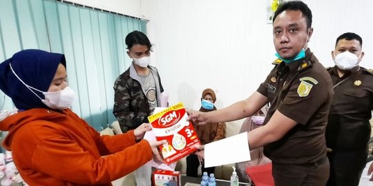 Kisah Pencuri Susu Bayi Dibebaskan Kejari Banjarmasin Usai Berdamai dengan Indomaret