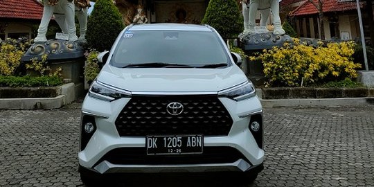 Menjajal All New Toyota Veloz hingga ke Pantai Pandawa, Bali
