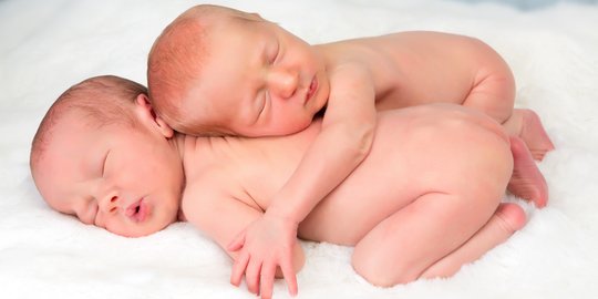 90 Nama Bayi Kembar Laki Laki Unik Penuh Makna Dan Kekinian Banget Merdeka Com 90 Nama Bayi Kembar Laki Laki Unik Penuh Makna Dan Kekinian Banget Merdeka Com
