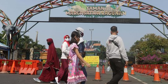 Aturan Tempat Wisata saat Nataru: Wisatawan Dibatasi 75% & Ada Aturan Ganjil Genap