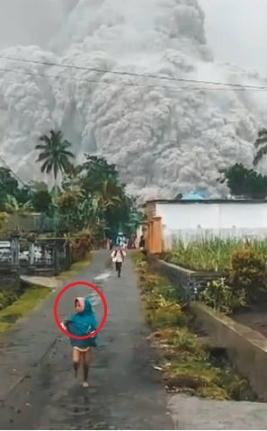terungkap sosok bocah berlari di video erupsi semeru