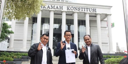 2 Anggota DPD Gugat UU Pemilu ke MK, Minta Ambang Batas Pencalonan Presiden 0%