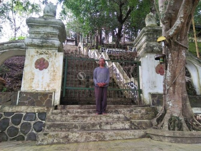petilasan kembang lampir