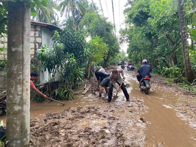 nusa penida diterjang banjir