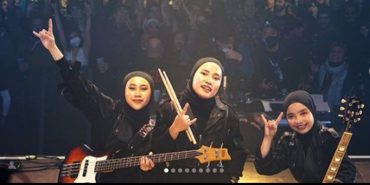 5 Potret Serunya Voice of Baceprot Konser di Eropa, Band Metal Hijaber asal Garut