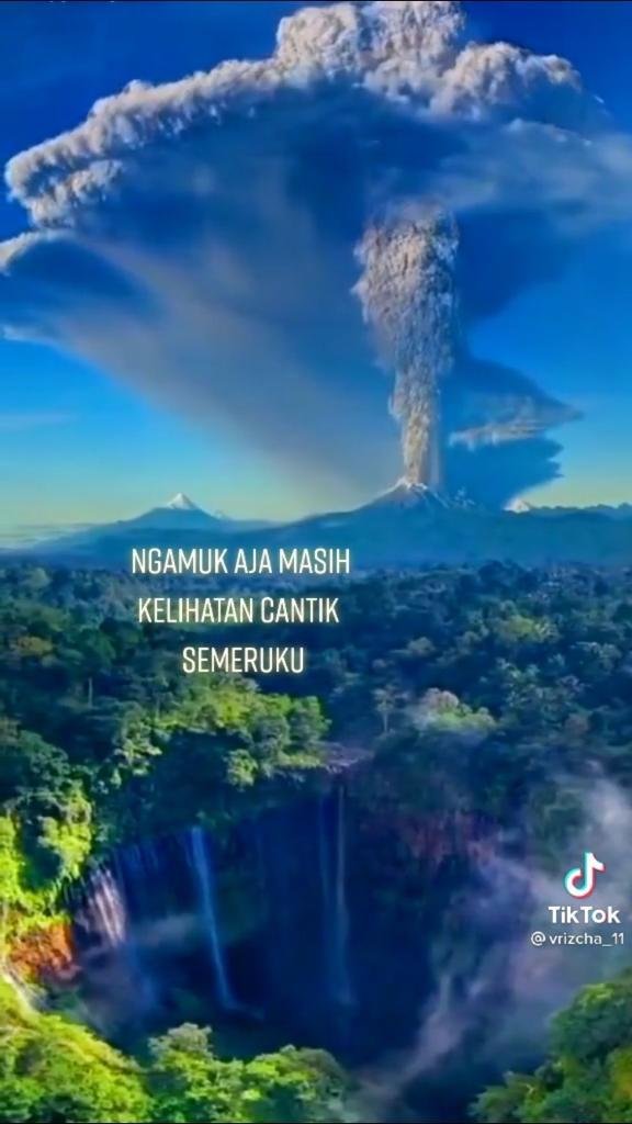 tidak benar video pemandangan erupsi gunung semeru dari air terjun tumpak sewu