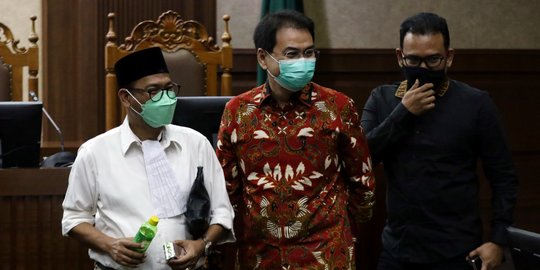 Di Depan Hakim, Azis Syamsuddin Kukuh Tak Pernah Bertemu Sopir Stepanus Robin