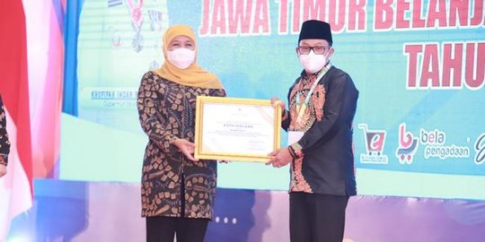 Berdayakan UMKM Via Aplikasi Jatim Bejo, Pemkot Malang Raih Award dari Gubernur Jatim