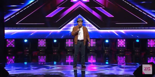 Opa Djekson Sang Pilot Bawakan Lagu 'Delilah' di X Factor Semua Juri Terkagum-kagum