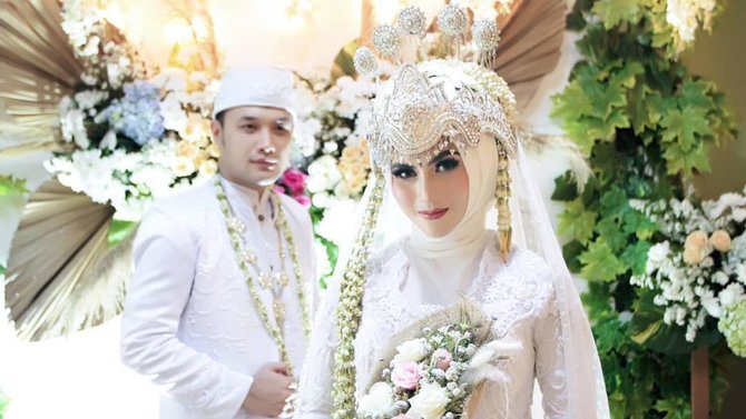 5 potret elsya herlina amp menco hidayat pasangan yang bermain di pintu berkah