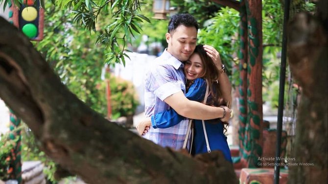 5 potret elsya herlina amp menco hidayat pasangan yang bermain di pintu berkah