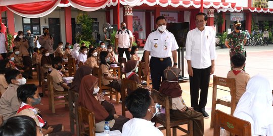 Jokowi Ingin Provinsi Lain Segera Mulai Vaksinasi Covid Anak Usia 6-11 Tahun