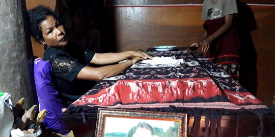 Aniaya Tahanan hingga Tewas, 4 Anggota Polsek Katikutana Ditahan