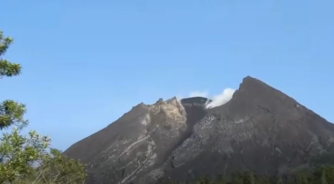 kubah lava merapi makin membesar