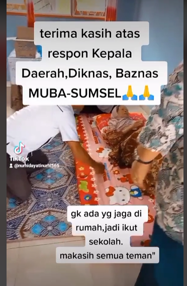 kerja sambil menjaga ibu yang stroke