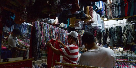 2 Pasar di Medan Ini Jual Baju Bekas Branded, Surganya Pecinta Thrifting