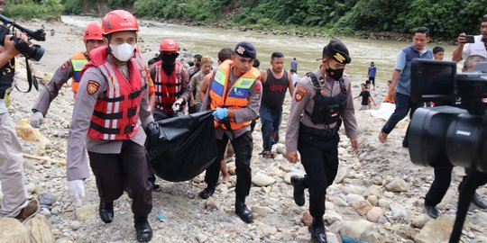 SAR Temukan Korban Ke-4 Mobil Jatuh ke Jurang Perbatasan Aceh-Sumut