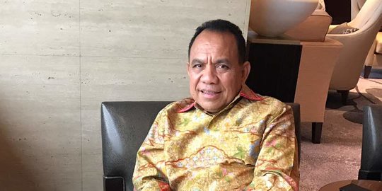 Mantan Gubernur NTT Frans Lebu Raya Meninggal Dunia