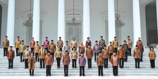 Charta Politika: Mayoritas Publik Puas Kinerja Menteri, Tapi Setuju Ada Reshuffle