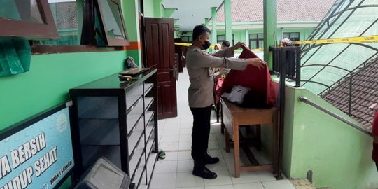 Siswi SMA Bunuh Diri di Kelas saat Guru dan Rekan Peringati Maulid Nabi