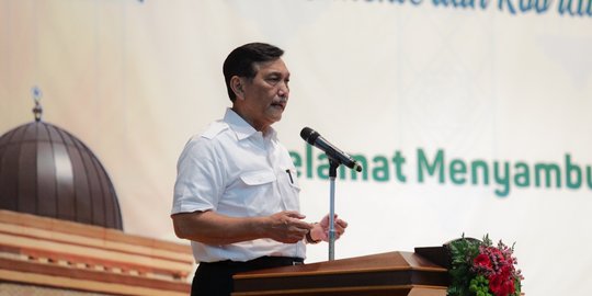 Luhut: Omicron Baru Ada di Wisma Atlet, Belum di Tengah Masyarakat