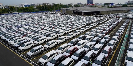 Daihatsu Mulai Ekspor Mobil CBU dari Pelabuhan Patimban