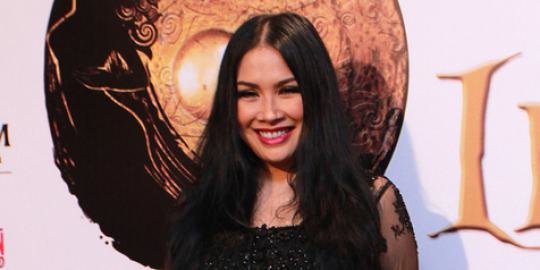 Cerita Titi DJ Pertama Kali ke Luar Negeri, Langsung Ikut Ajang Miss World