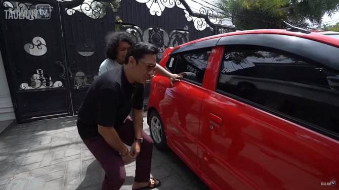 mobil marshel widianto dibobol pencuri tak ada yang diambil karena ini