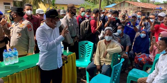 Tinjau Korban Banjir di Madina, Gubernur Sumut Sebut akan Tindak Tegas Ini