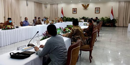 Ma'ruf Amin: 69% Kabupaten/Kota Prioritas Kemiskinan Ekstrem di Wilayah Pesisir