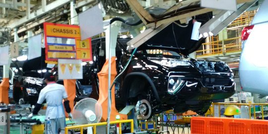 Toyota Indonesia Akan Produksi Kendaraan Hybrid di Model Populer pada 2022