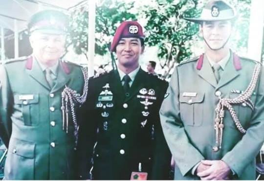 potret masa muda panglima tni andika masih kapten pakai baret merah