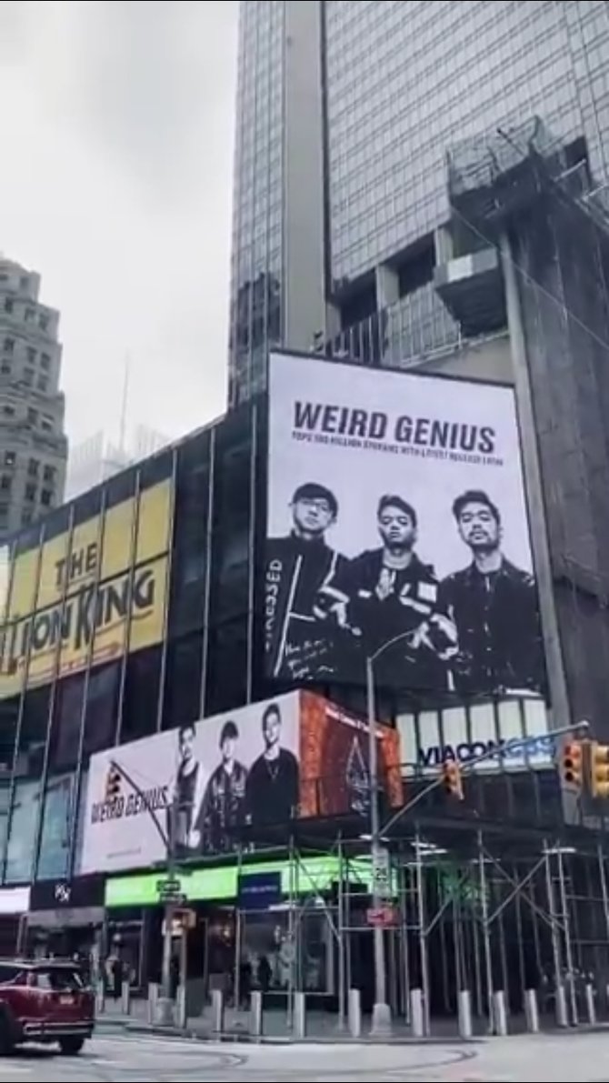 weird genius di times square new york