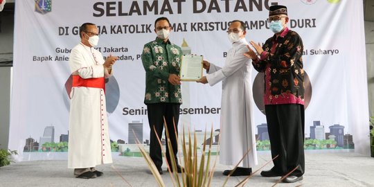 Uskup Agung Jakarta Terima Kasih Anies Baswedan Beri Hadiah IMB Gereja di Tambora