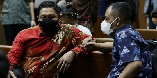 Mantan Penyidik KPK Bersaksi di Sidang Azis Syamsuddin