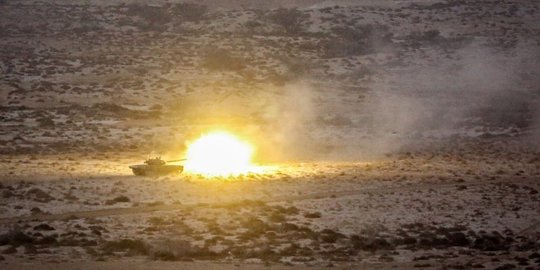 Beri Peringatan ke Israel, Iran Tembakkan 16 Rudal Balistik