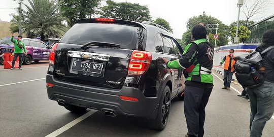 Belajar Toleransi dari Pengemudi Ojek Online di Gereja Katedral