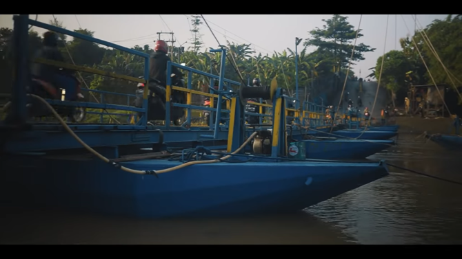 jembatan perahu haji endang