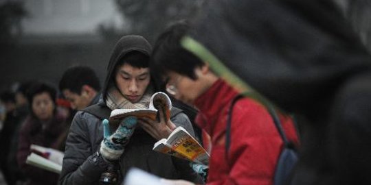 237 Mahasiswa Kurang Mampu di Kota Tangerang Dapat Beasiswa