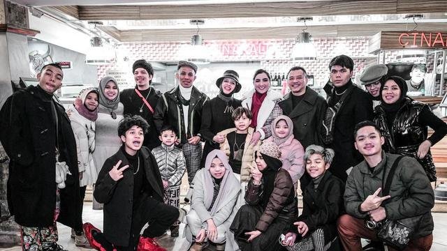 pertama kali bertemu intip potret kompak ashanty dan lenggogeni faruk yang curi perh