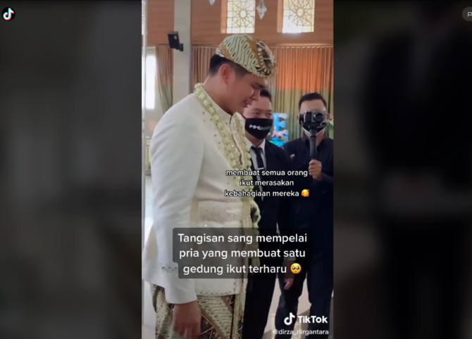 pengatin ini menangis bertemu istri usai ijab