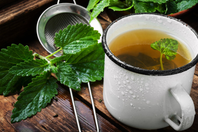 5 jenis teh yang bantu menenangkan gejala kram saat menstruasi