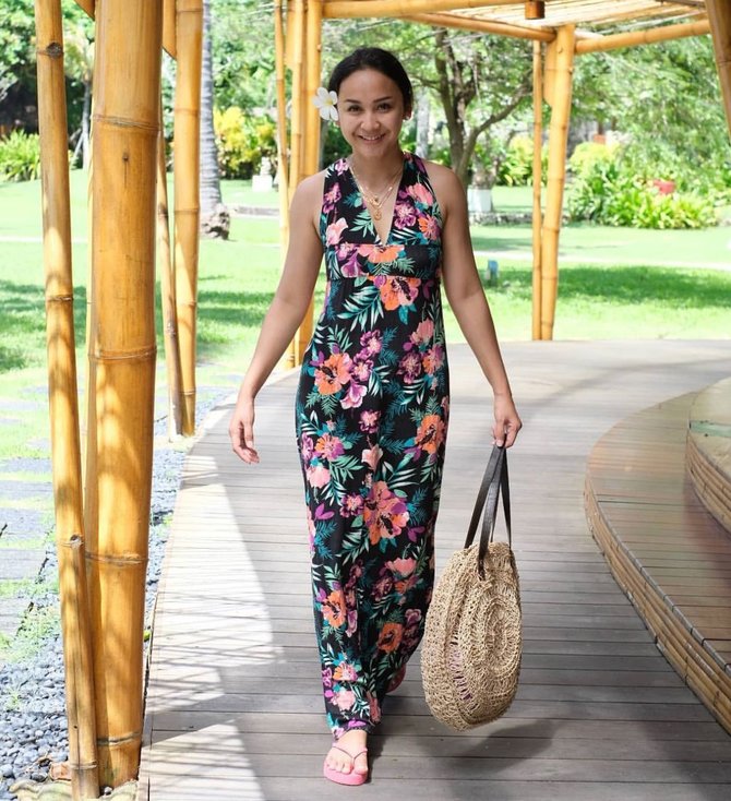 potret memesona inne azri pemain langganan ftv kisah nyata spesial