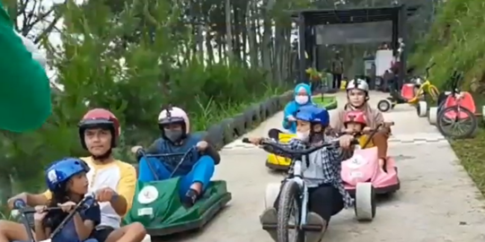 Menjajal Lugs Gravity di Bandung, Wisata Sepeda Luncur Unik yang Cocok untuk Keluarga